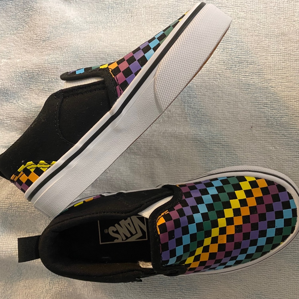 Vans Classic Slip-on, Toddler size 11. New without tags